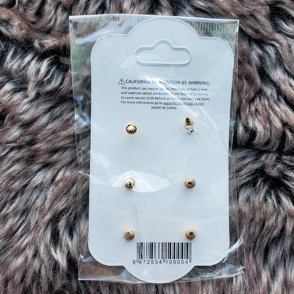 Fashion Earrings- 3 pairs of Cacti - Picture 2 of 2